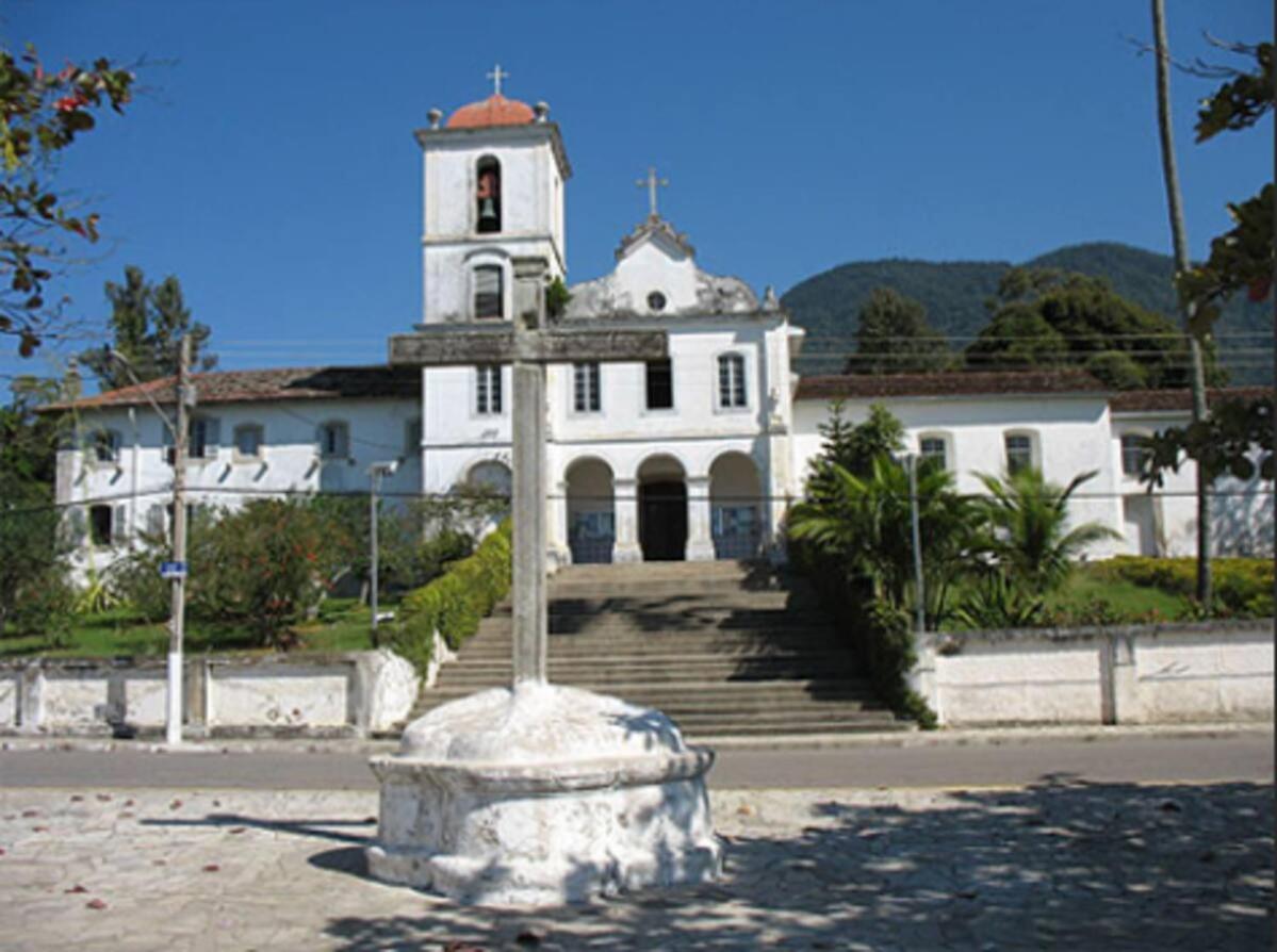 Casa-Sobrado Proximo A Balsa De Ilha Bela E Rodoviaria Hotel Sao Sebastiao  Exterior photo